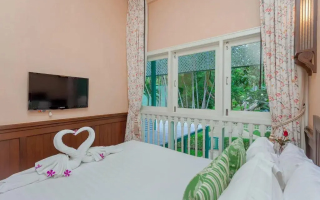 Raya Resort Beach front - The Most Green Resort in Cha-am