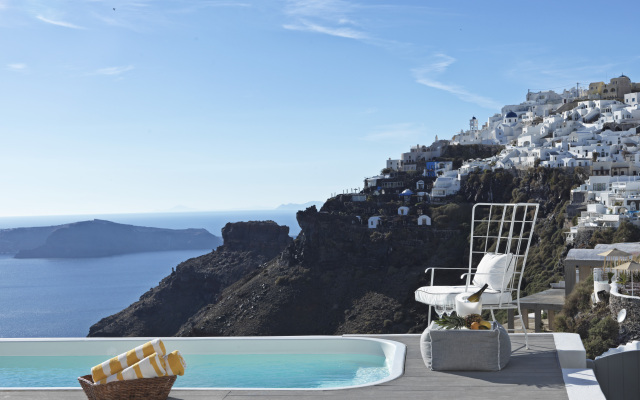 Katikies Chromata Santorini - The Leading Hotels of the World