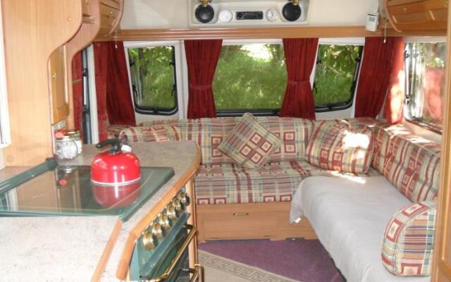 Acorn Lake Fishing and Caravans