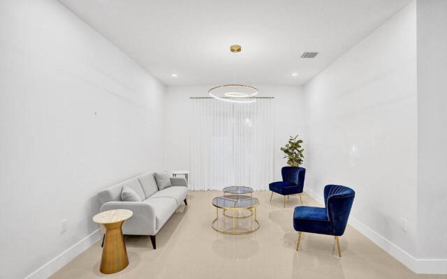 Mimosa Sunrise Villa