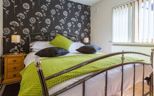 Oak Lodge - B&B