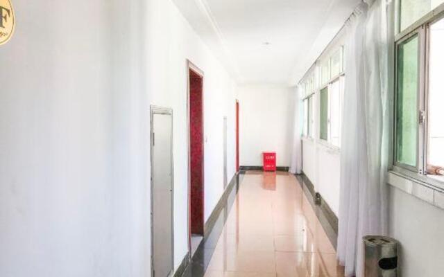 Jishou jinlong hotel