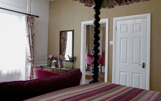 Sleeping Bear Hotel Dorchester