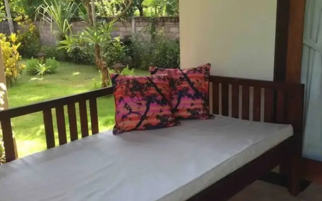 Kirana Homestay - Dusk Bungalow