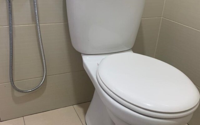 OYO 89877 Sun Triang Hotel