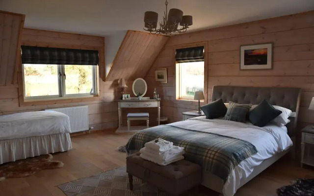 Netherton Farm Lodge