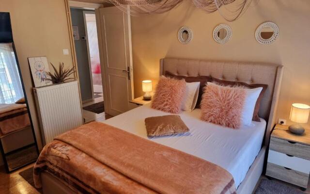 Charming Volos House 1