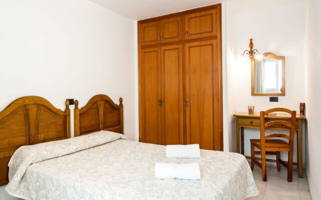 Apartamentos Jeremías Casa Azahar