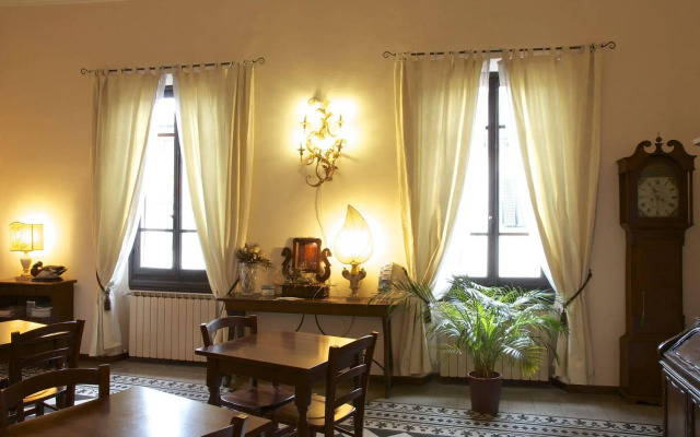 Hotel Emma