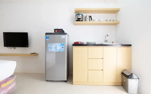 Affordable Studio with Sofa Bed at Bassura City Apartment