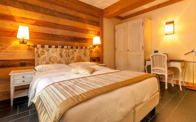 Hotel Lo Scoiattolo 4 stelle