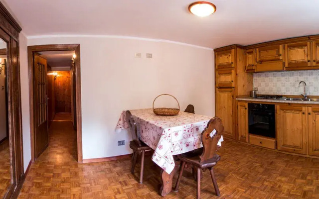 Le Petit Fenestrelle