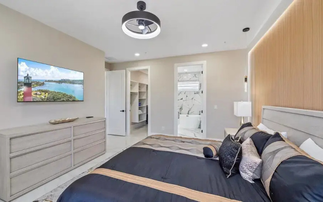 Uptown Oasis 3 Bedroom Townhouse
