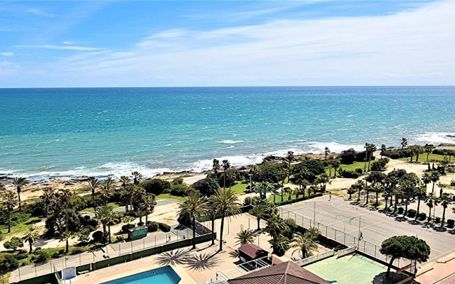 2-Schlafzimmer-Penthouse-Apartment mit frontalem Meerblick