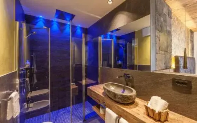 Hotel Tyrol