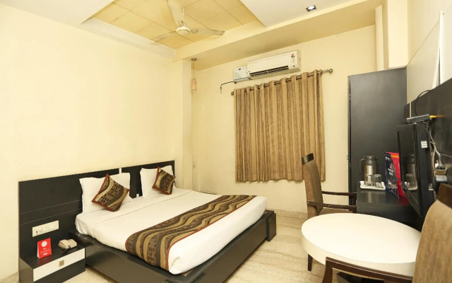 OYO 1671 Hotel Sundaram
