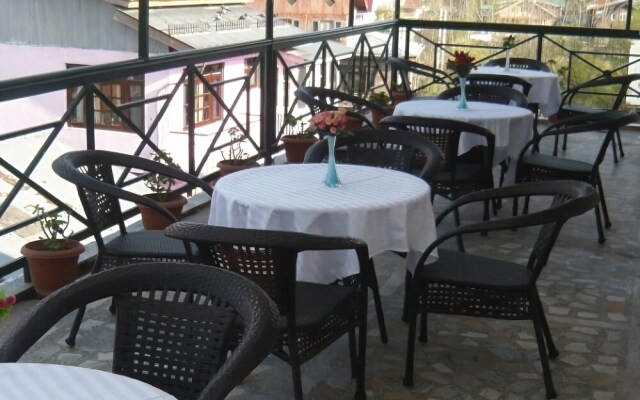 Hotel Akbar Inn