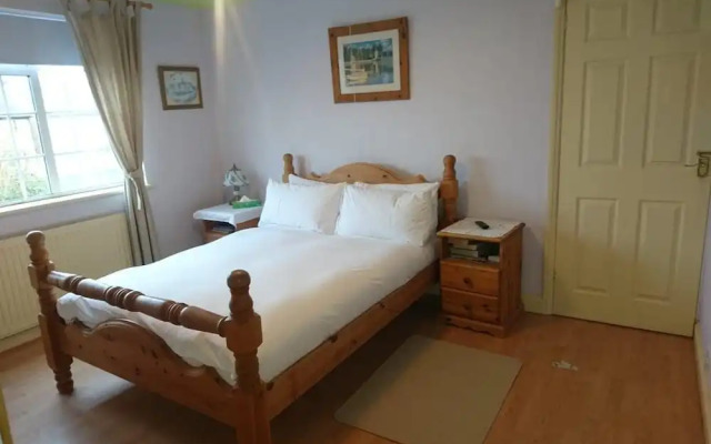 Hayleaze Bed & Breakfast