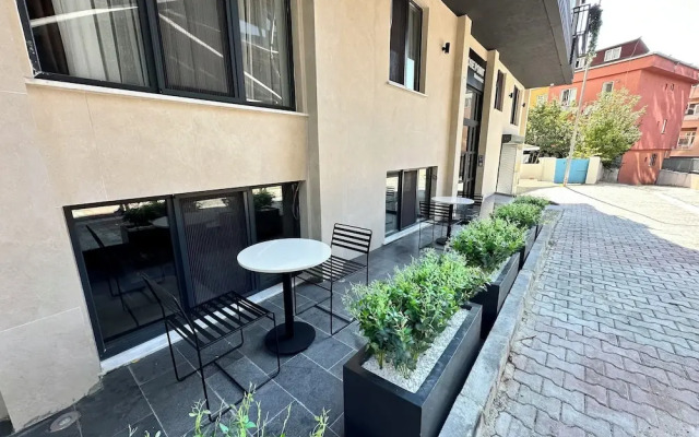 Rose Point Residence