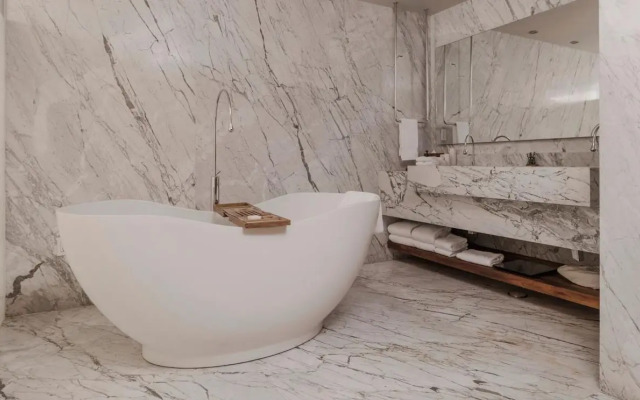 Solaz A Luxury Collection