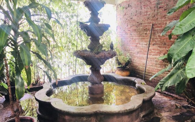 El Capricho by Rotamundos