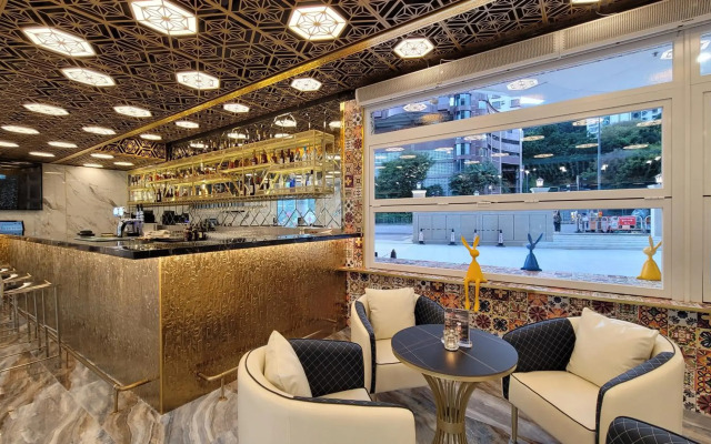 Grand Bay View Hotel