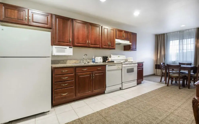 Comfort Suites Foxfire