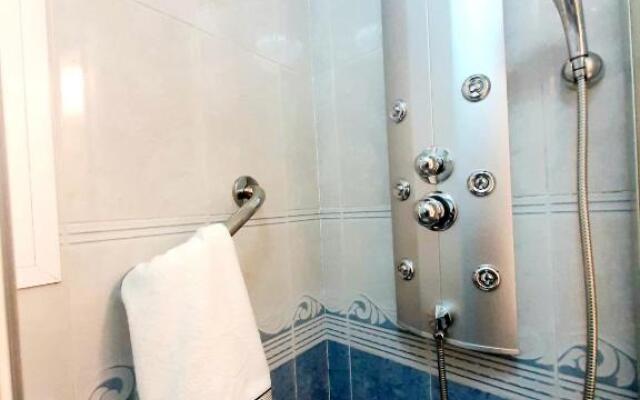 Sevilla Centro Catedral Bohemian & Suites Arenal - Parking