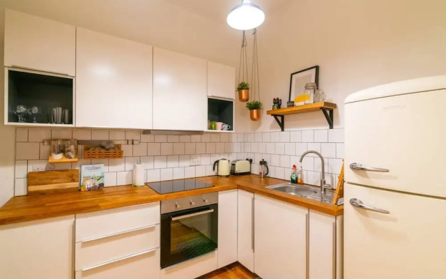 Characterful 2 Bedroom Apartment in Manchester