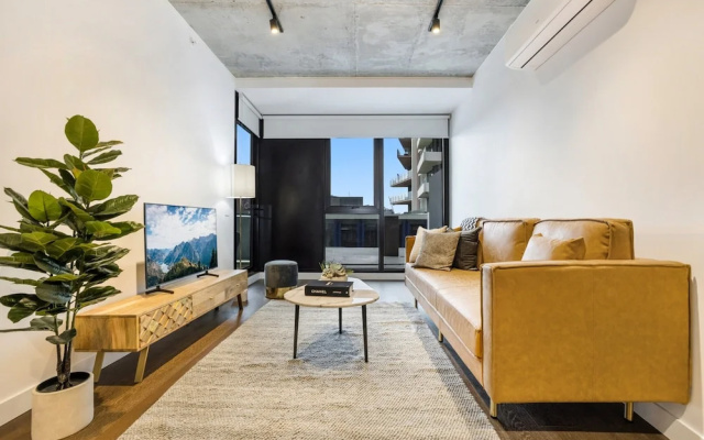 Stay Near Botanic Garden With Gym, Sauna & Parking – Guest Rooms – Melbourne