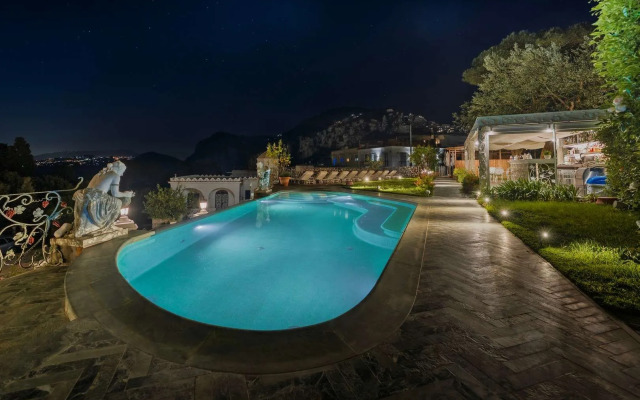 Luxury Villa Excelsior Parco