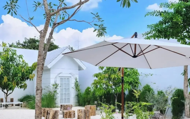 Floraison Living Villa