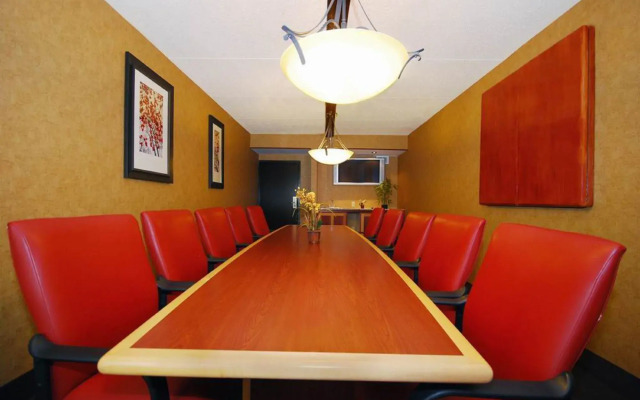 Holiday Inn Express Forsyth by IHG