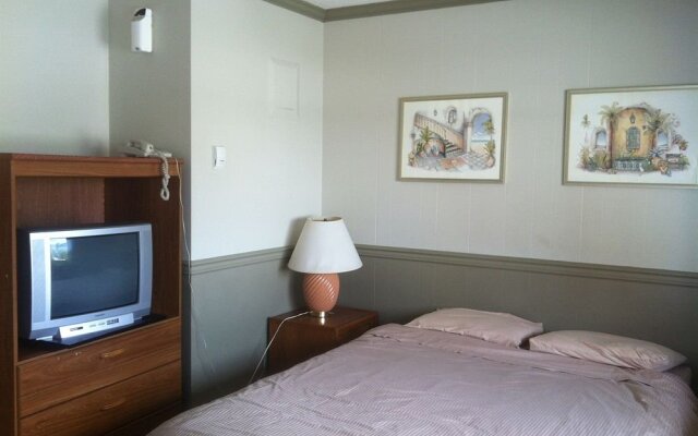 Westridge Motor Inn
