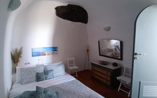 Elias Cave House 270o Caldera View Oia
