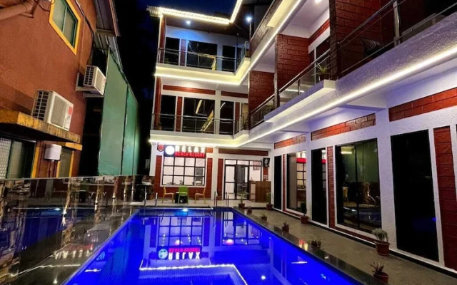 Relax Beach Resort