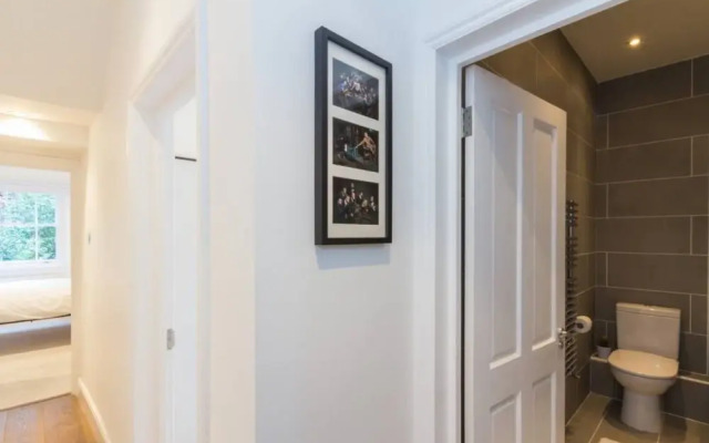Modern Notting Hill 2 Bedroom Flat