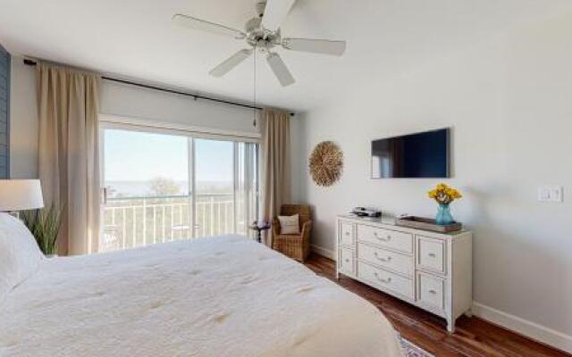 Windsor Court South by RedAwning