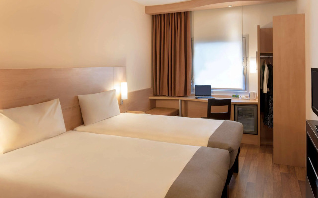 ibis Izmir Alsancak