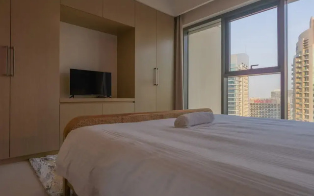 Bellavista - Chic - 1 BR - Burj Royal