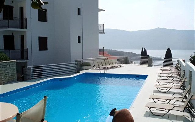 Scorpios Hotel & Suites