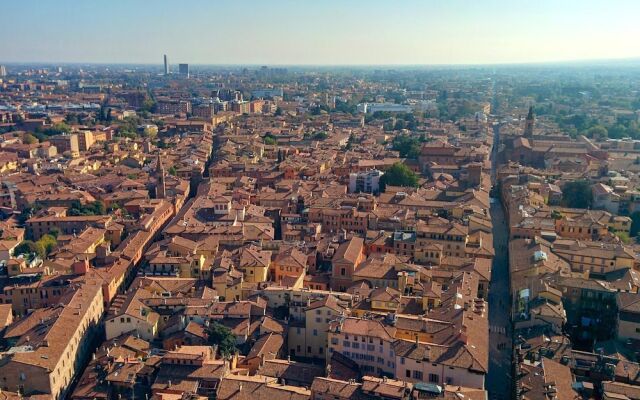 House With one Bedroom in Bologna, With Wifi