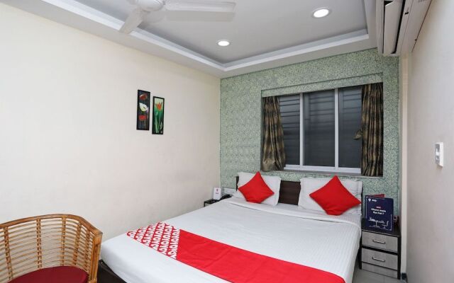OYO 25072 Flagship Naman's Inn