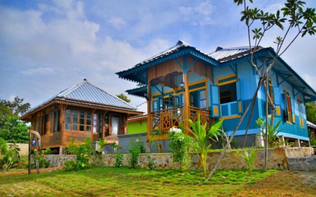 Rock and Wreck Dive Resort