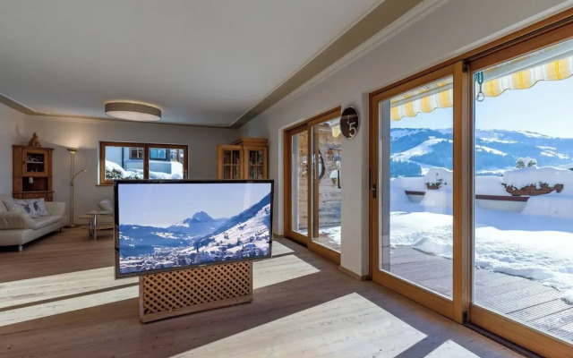 Luxury Chalet 330 m² Sauna, Jacuzzi & Mountain View