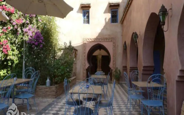 Riad Dar Dzahra