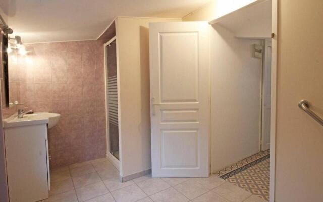 Gîte Neuvy-au-Houlme, 5 pièces, 9 personnes - FR-1-497-11