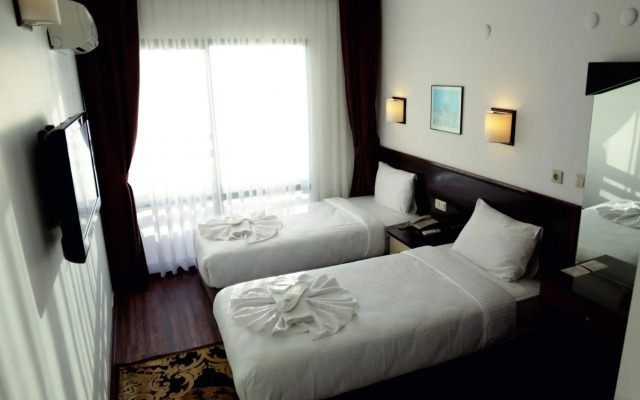 Sunday Beach Hotel