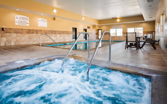 Best Western Plus Grand Island Inn & Suites