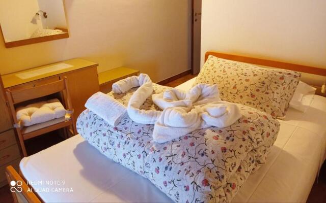Mini Hotel Praiale